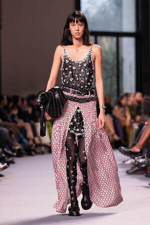 ラバンヌ(rabanne) 2024-25年秋冬ウィメンズコレクション  - 写真28