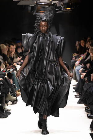 COMME des GARCONS - COMME des GARCONS コムデギャルソン