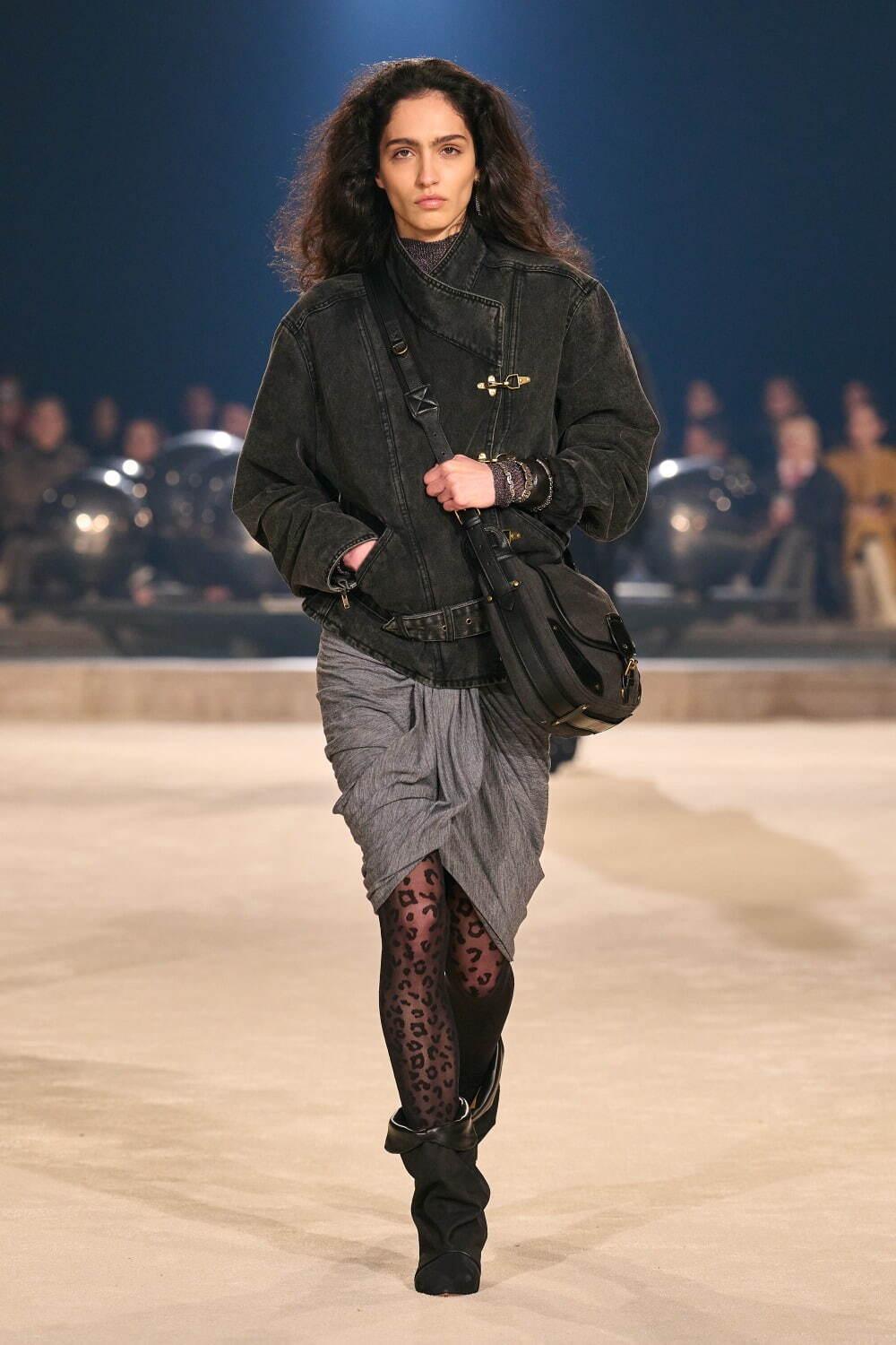 イザベル マラン(ISABEL MARANT) 2024-25年秋冬ウィメンズコレクション  - 写真47