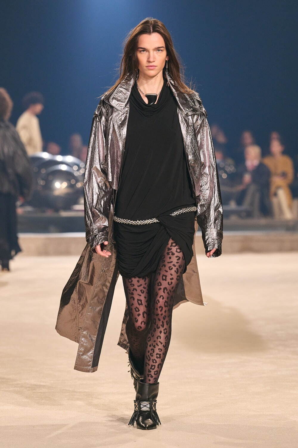 イザベル マラン(ISABEL MARANT) 2024-25年秋冬ウィメンズコレクション  - 写真49