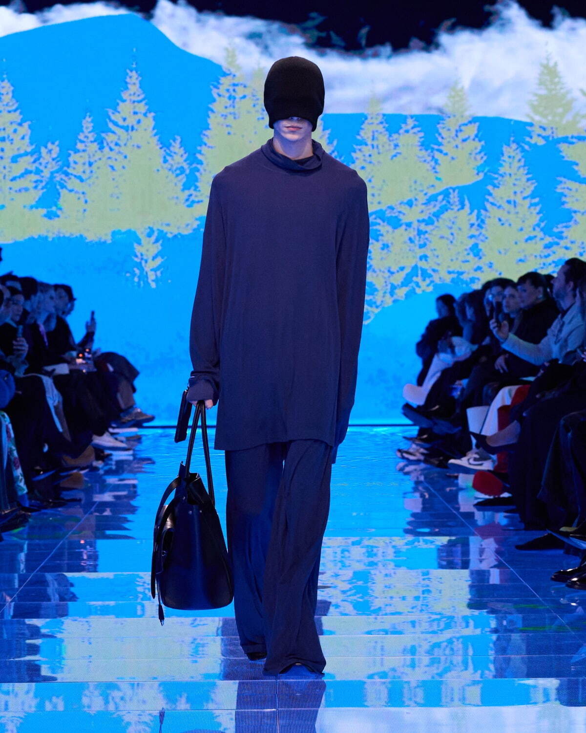 バレンシアガ(BALENCIAGA) 2024年冬ウィメンズ&メンズコレクション  - 写真21