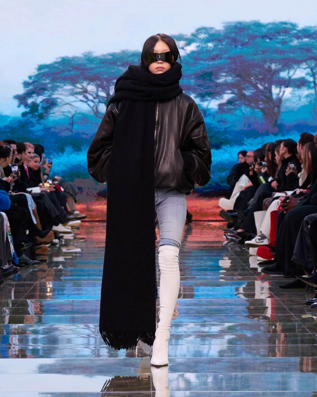 バレンシアガ(BALENCIAGA) 2024年冬ウィメンズ&メンズコレクション  - 写真28