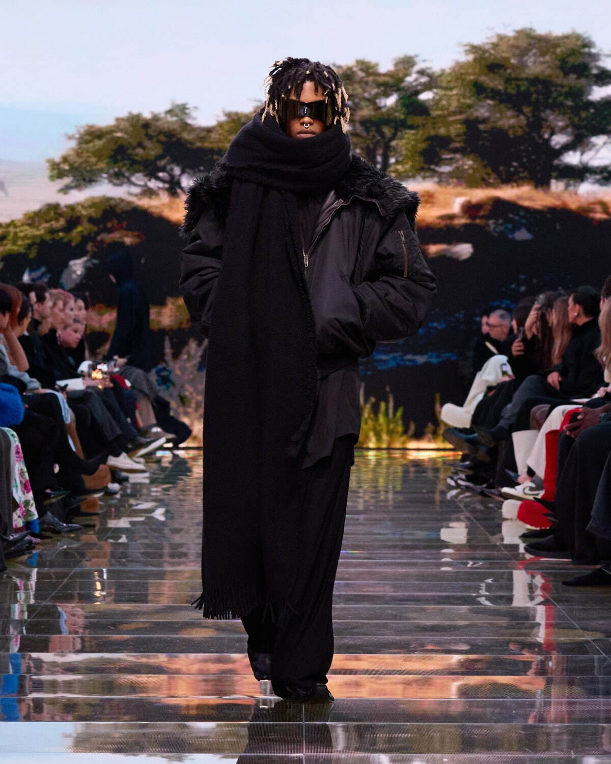 バレンシアガ(BALENCIAGA) 2024年冬ウィメンズ&メンズコレクション  - 写真31