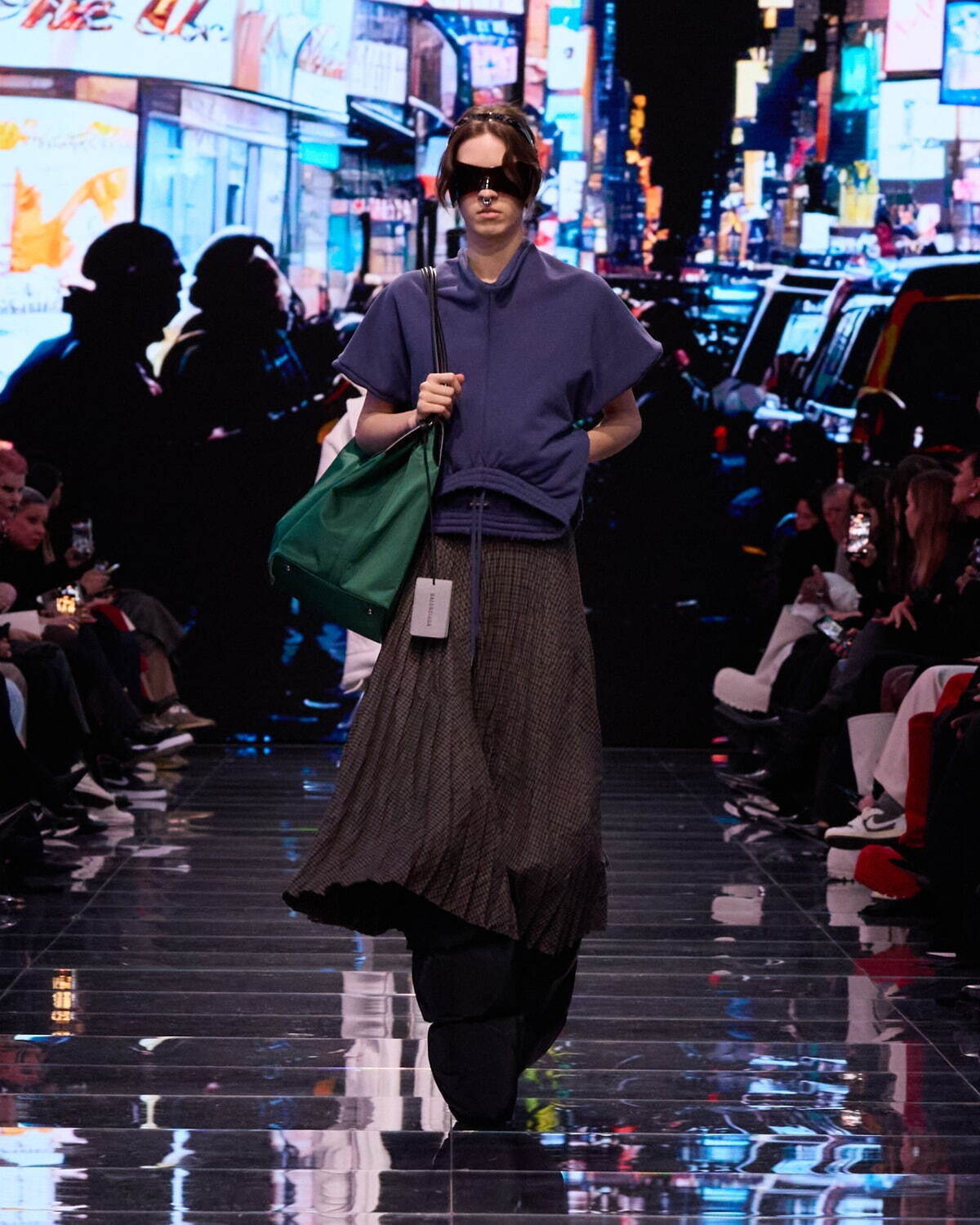 バレンシアガ(BALENCIAGA) 2024年冬ウィメンズ&メンズコレクション  - 写真42