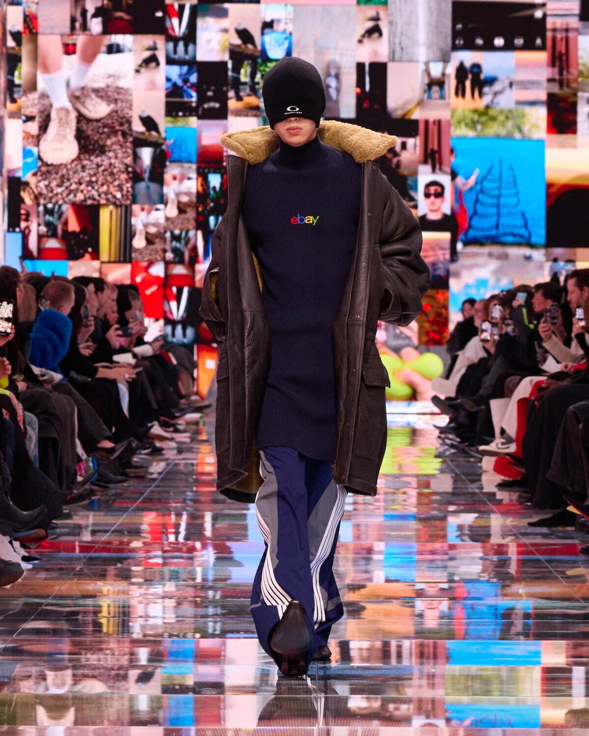 バレンシアガ(BALENCIAGA) 2024年冬ウィメンズ&メンズコレクション  - 写真45