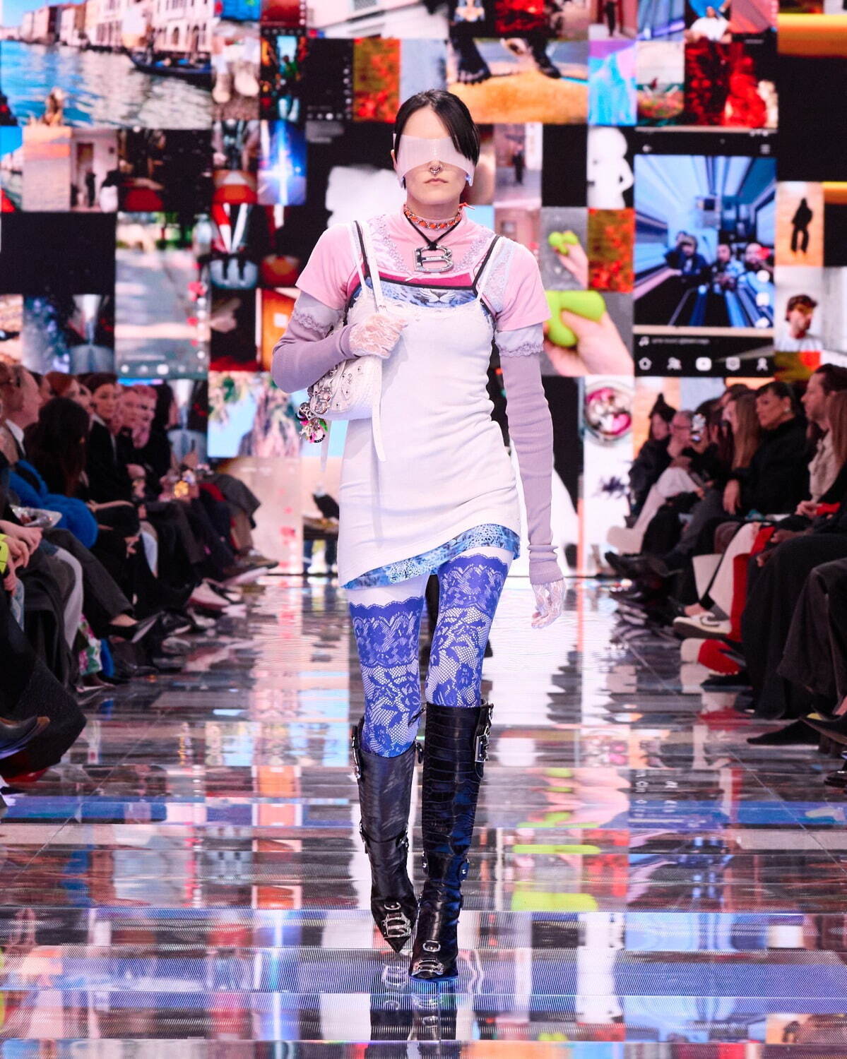 バレンシアガ(BALENCIAGA) 2024年冬ウィメンズ&メンズコレクション  - 写真53