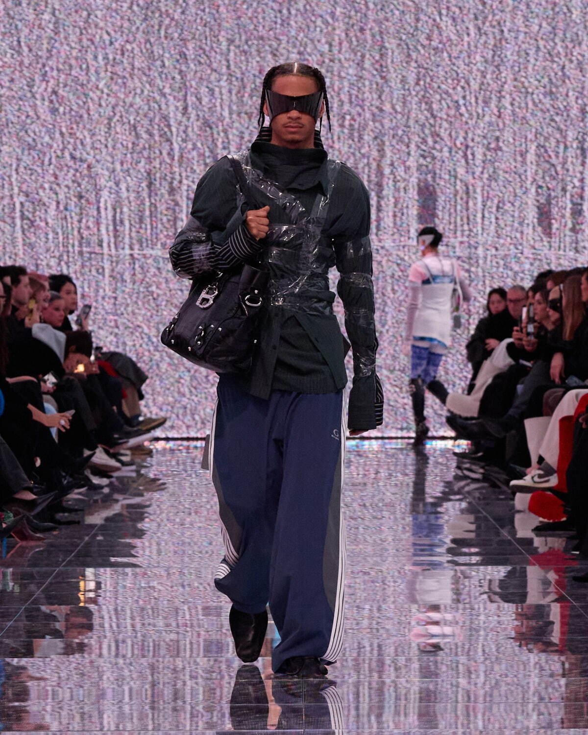 バレンシアガ(BALENCIAGA) 2024年冬ウィメンズ&メンズコレクション  - 写真58