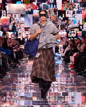 バレンシアガ(BALENCIAGA) 2024年冬ウィメンズ&メンズコレクション  - 写真44