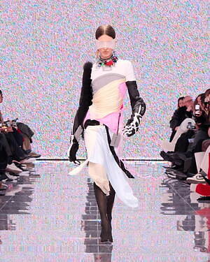 バレンシアガ(BALENCIAGA) 2024年冬ウィメンズ&メンズコレクション  - 写真63