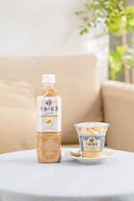 パフェアイス「午後の紅茶 フローズンティーラテ」全国で発売、ミルクティーみぞれ×紅茶香るバニラアイス｜写真1