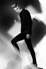 チープマンデイ(CHEAP MONDAY)、2010-11年秋冬コレクション｜写真1