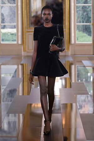 ヴァレンティノ(VALENTINO) 2024-25年秋冬ウィメンズコレクション  - 写真2