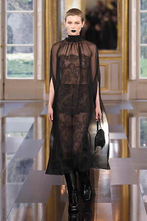 ヴァレンティノ(VALENTINO) 2024-25年秋冬ウィメンズコレクション  - 写真9