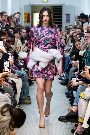 メリル ロッゲ(Meryll Rogge) 2024-25年秋冬ウィメンズ&メンズコレクション  - 写真21