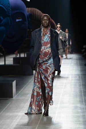 エトロ(ETRO) 2024-25年秋冬ウィメンズコレクション  - 写真13