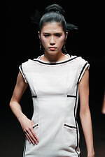 ユミカツラ 2024-25年秋冬コレクション - バラと共に歩んだ60年｜写真22