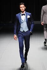 ユミカツラ 2024-25年秋冬コレクション - バラと共に歩んだ60年｜写真34