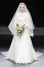 ユミカツラ 2024-25年秋冬コレクション - バラと共に歩んだ60年｜写真48