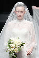 ユミカツラ 2024-25年秋冬コレクション - バラと共に歩んだ60年｜写真49