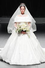 ユミカツラ 2024-25年秋冬コレクション - バラと共に歩んだ60年｜写真54