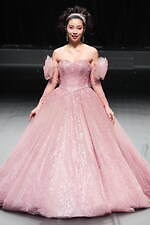 ユミカツラ 2024-25年秋冬コレクション - バラと共に歩んだ60年｜写真62