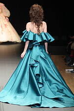 ユミカツラ 2024-25年秋冬コレクション - バラと共に歩んだ60年｜写真74