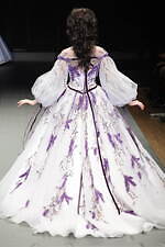 ユミカツラ 2024-25年秋冬コレクション - バラと共に歩んだ60年｜写真80