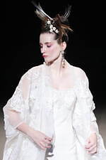 ユミカツラ 2024-25年秋冬コレクション - バラと共に歩んだ60年｜写真133