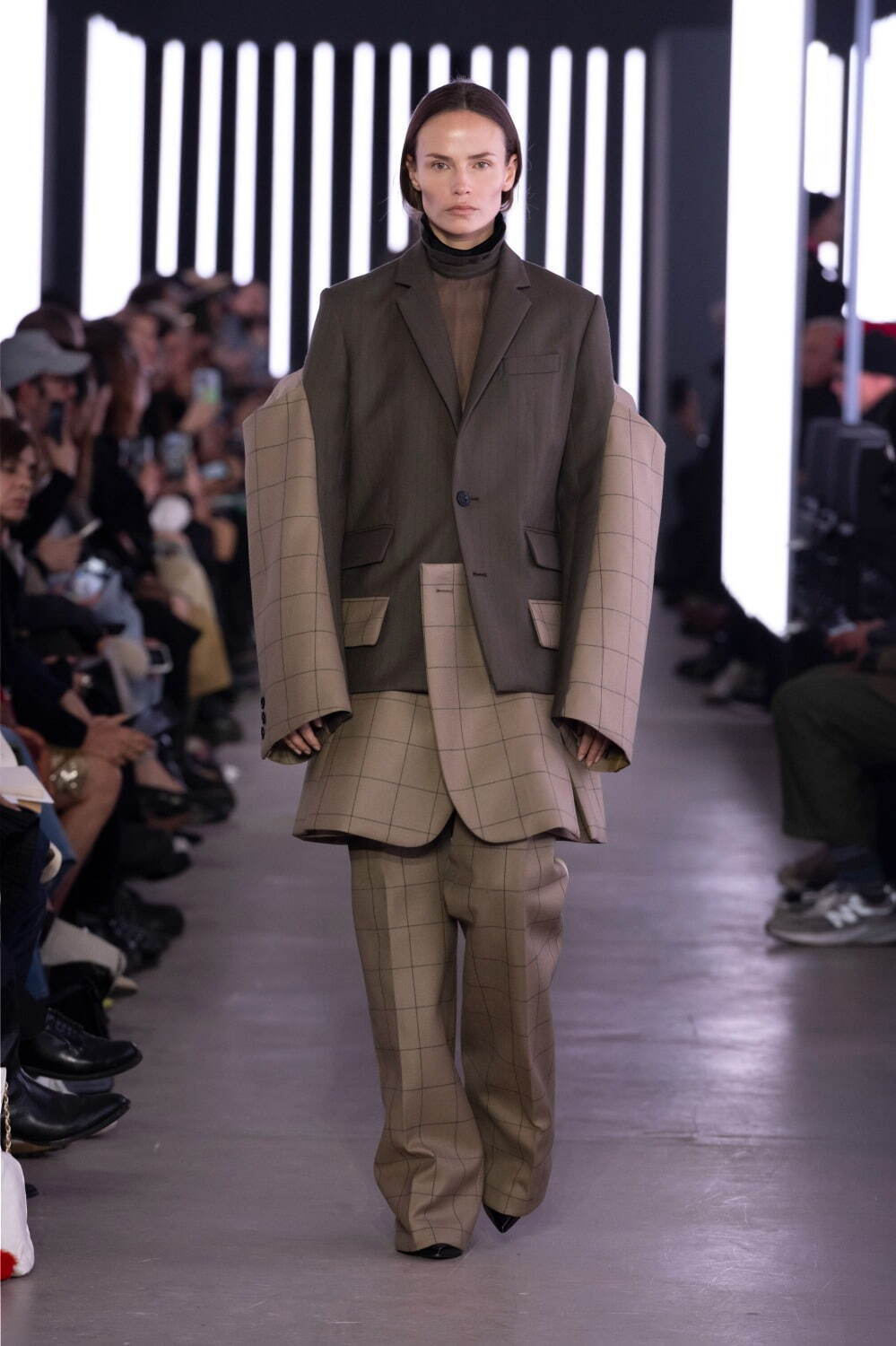 サカイ 2024-25年秋冬<span>コレクション</span> - 写真23