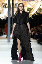 ルイ・ヴィトン 2024-25年秋冬ウィメンズコレクション - 10年間にわたる冒険の旅を回顧｜写真63