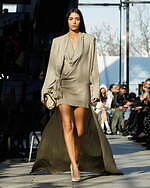 ステラ マッカートニー 2024-25年秋冬コレクション - 母なる地球の代弁者｜写真49