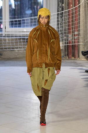 キコ・コスタディノフ(KIKO KOSTADINOV) 2024-25年秋冬ウィメンズコレクション  - 写真35