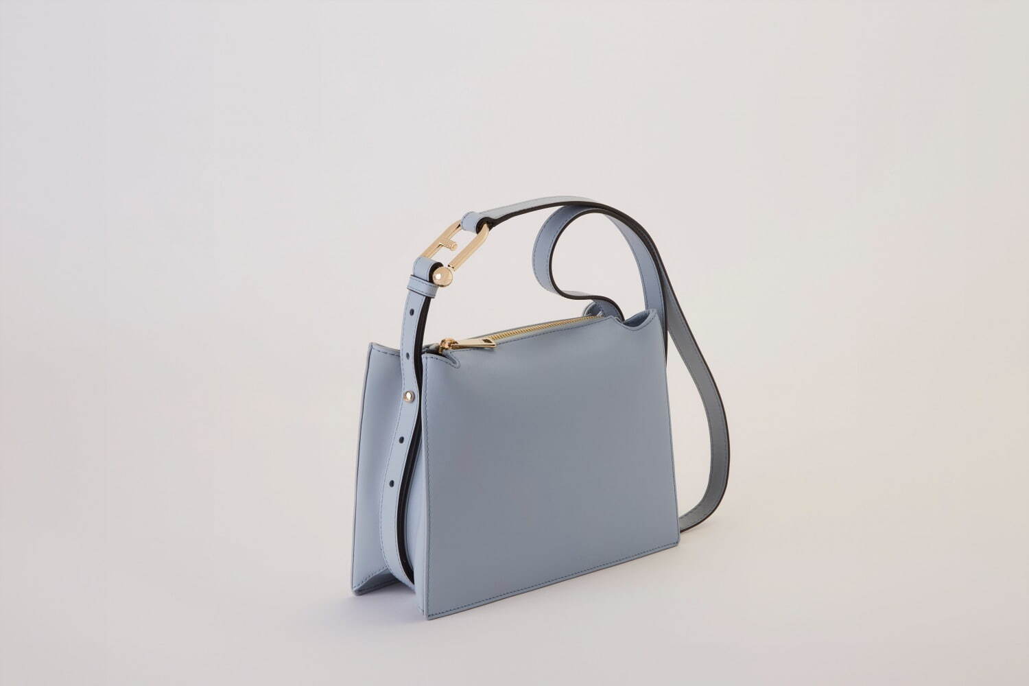 フルラ(FURLA) ヌヴォラ｜写真3