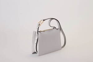 フルラ(FURLA) ヌヴォラ｜写真5