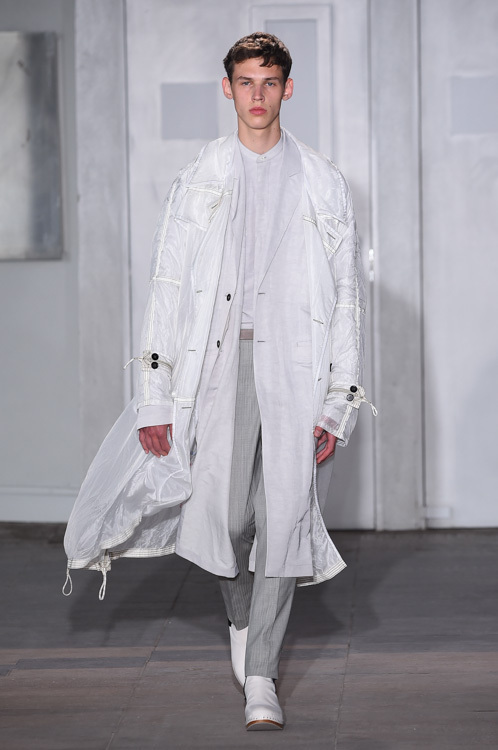 メゾン マルタン マルジェラ(Maison Martin Margiela) 2015年春夏メンズコレクション シルエット - 写真1