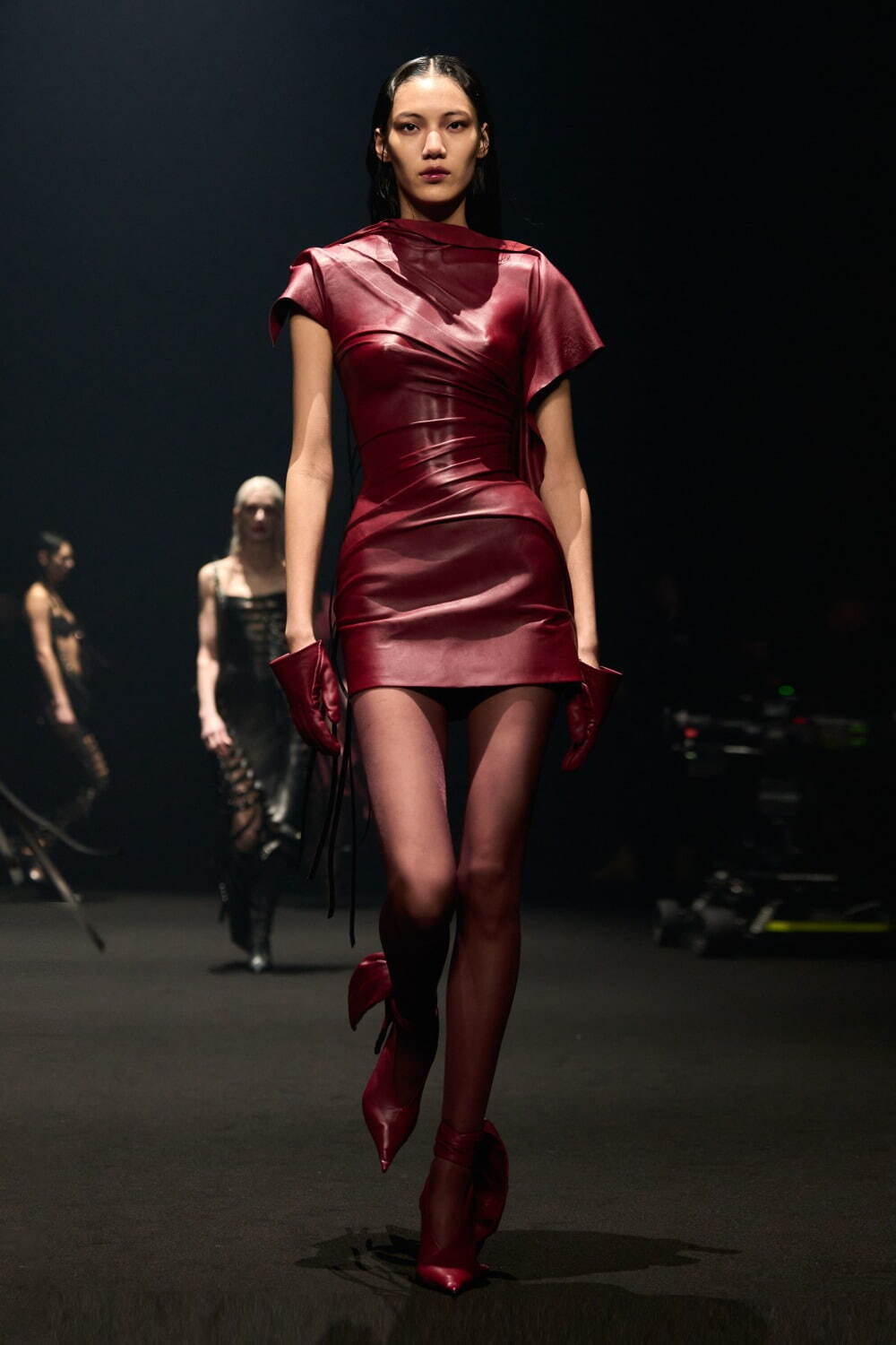 ミュグレー(MUGLER) 2024-25年秋冬ウィメンズコレクション  - 写真4