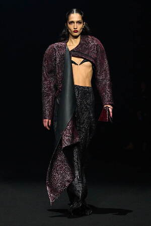 ミュグレー(MUGLER) 2024-25年秋冬ウィメンズコレクション  - 写真26