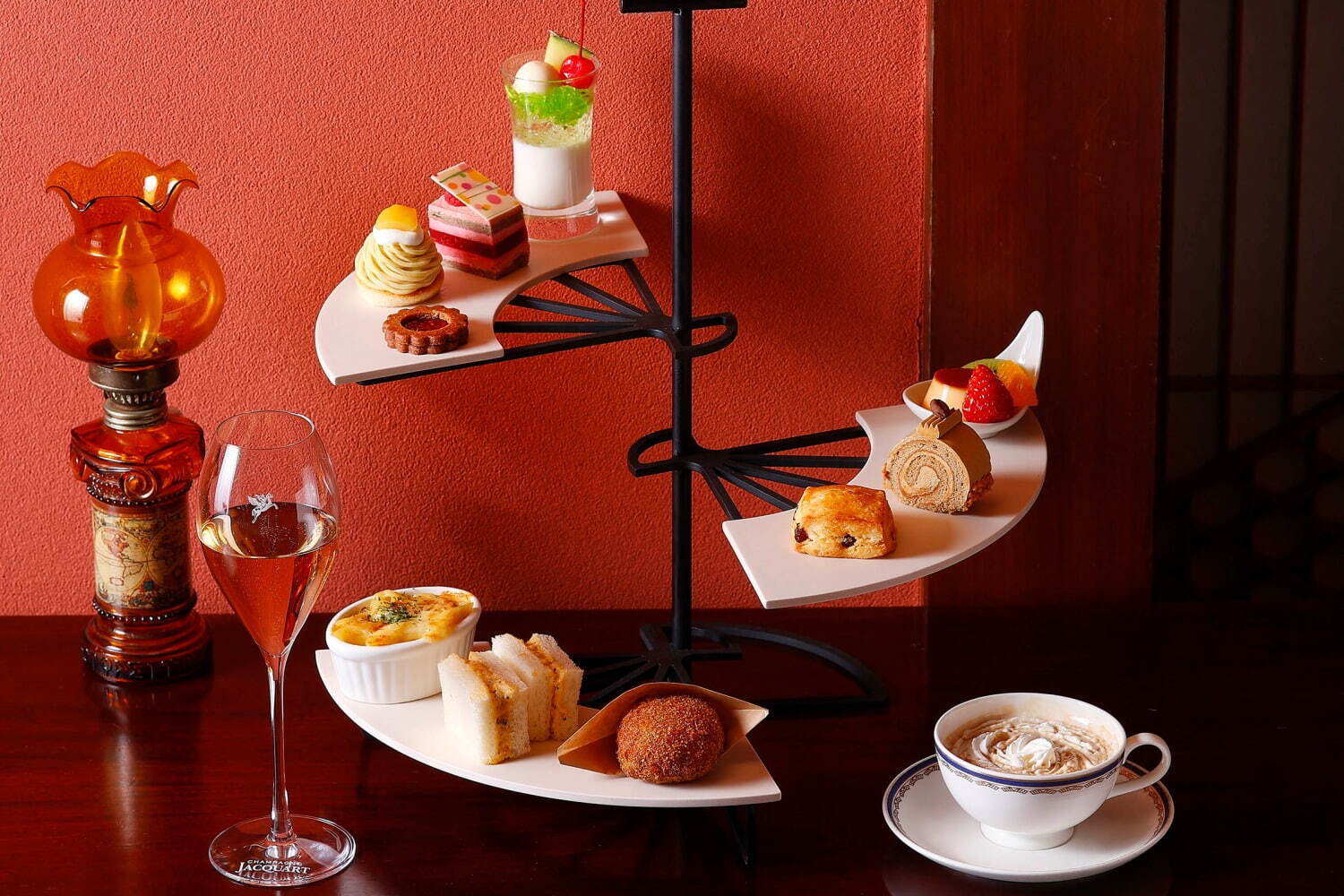 和モダン｜ホテル雅叙園東京で「昭和モダンアフタヌーンティー」モダンガール気分で楽しむレトロスイーツ