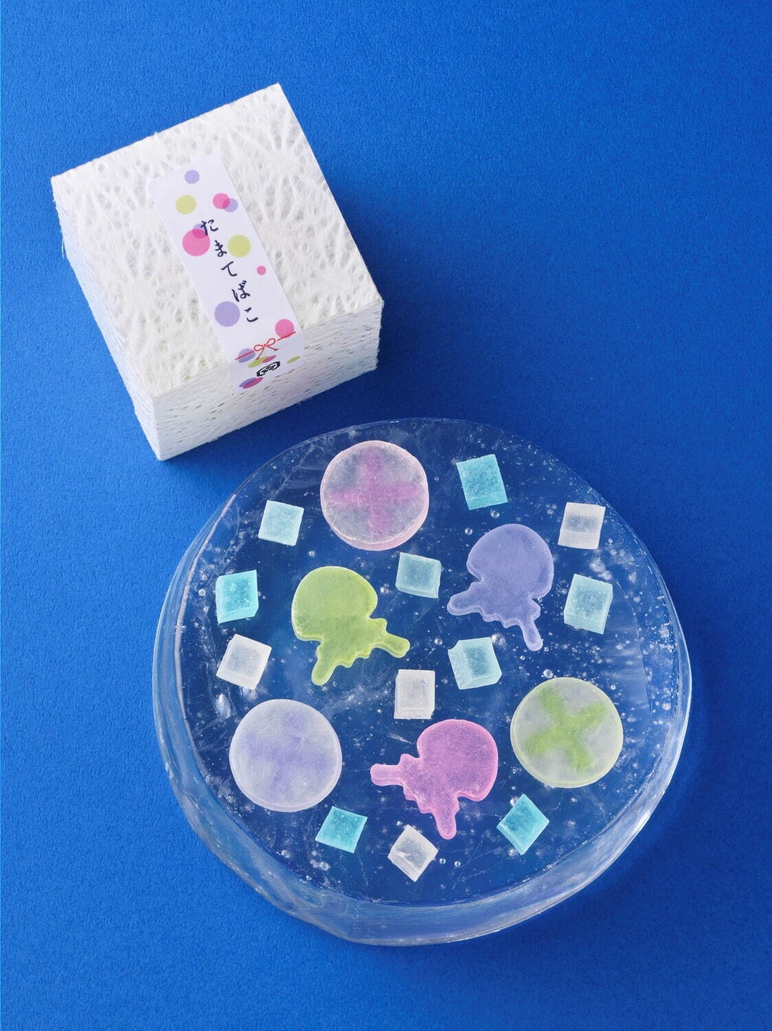 “水族館”テーマの和菓子が日本橋三越本店「全国銘菓展」に集結、クマノミ練り切りやクラゲの琥珀糖など｜写真5