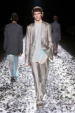 ドリス ヴァン ノッテン 2025年春夏メンズコレクション、“衣服と時間”創業者によるラストシーズン｜写真26