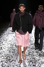 ドリス ヴァン ノッテン 2025年春夏メンズコレクション、“衣服と時間”創業者によるラストシーズン｜写真35