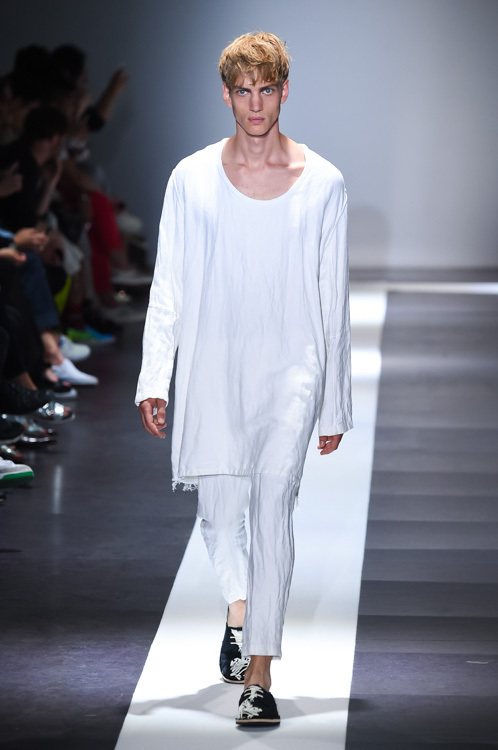 アン ドゥムルメステール(ANN DEMEULEMEESTER) 2015年春夏メンズコレクション  - 写真11