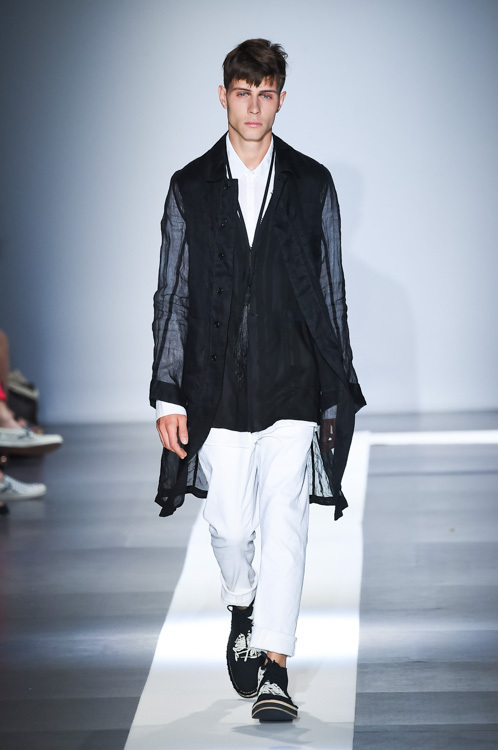 アン ドゥムルメステール(ANN DEMEULEMEESTER) 2015年春夏メンズコレクション  - 写真19