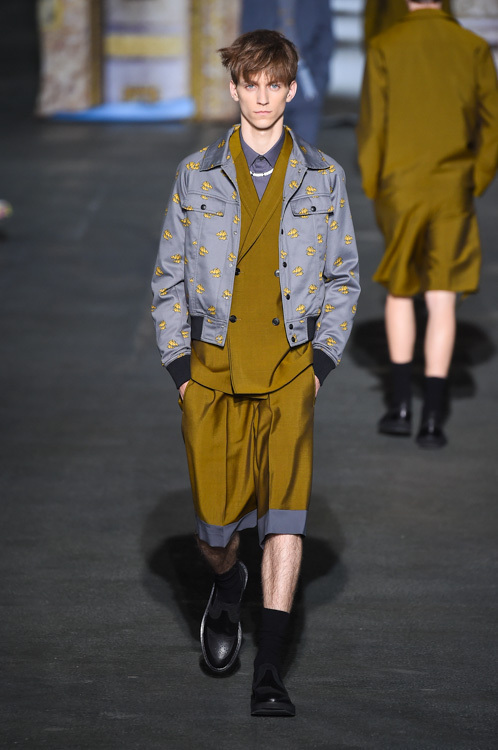 クリスヴァンアッシュ(KRISVANASSCHE) 2015年春夏メンズコレクション  - 写真31