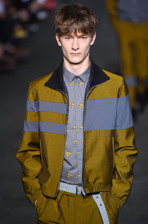 クリスヴァンアッシュ(KRISVANASSCHE) 2015年春夏メンズコレクション  - 写真35