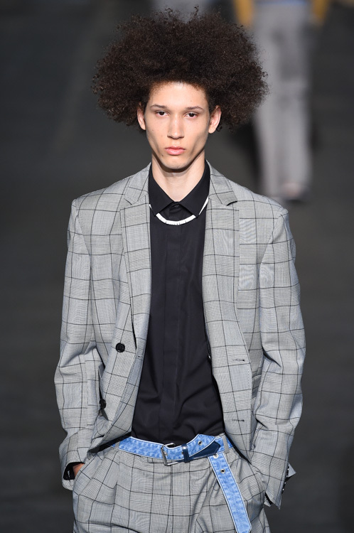 クリスヴァンアッシュ(KRISVANASSCHE) 2015年春夏メンズコレクション  - 写真44