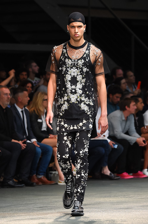 ジバンシィ バイ リカルド ティッシ (Givenchy by Riccardo Tisci) 2015年春夏ウィメンズ&メンズコレクション  - 写真100