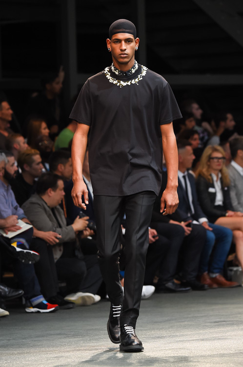 ジバンシィ バイ リカルド ティッシ  2015年春夏<span>コレクション</span> - 写真56