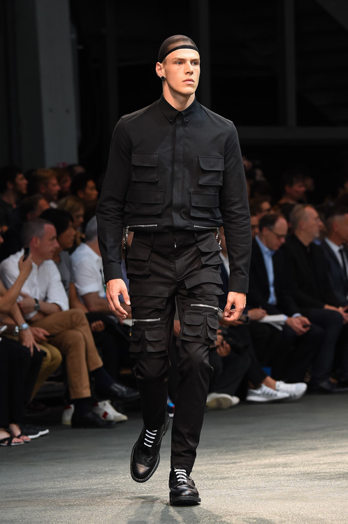 ジバンシィ バイ リカルド ティッシ (Givenchy by Riccardo Tisci) 2015年春夏ウィメンズ&メンズコレクション シルエット - 写真57