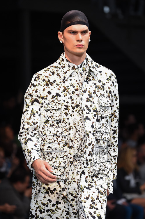 ジバンシィ バイ リカルド ティッシ (Givenchy by Riccardo Tisci) 2015年春夏ウィメンズ&メンズコレクション  - 写真14